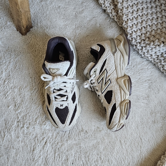 New Balance 9060 - Picture 7 of 13